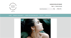 Desktop Screenshot of designfiorediloto.com
